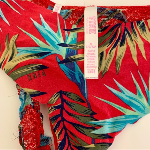 Victoria’s Secret Push-Up Bra and Panty Set - Picture 7 of 8